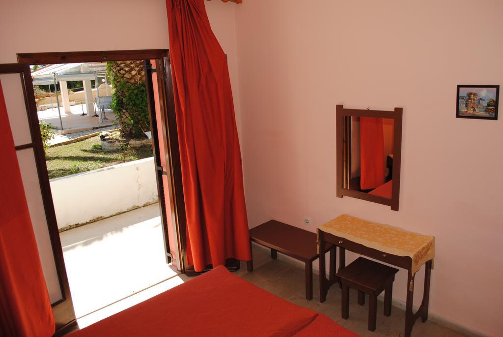 Hotel Olga Agios Stefanos Avliotes  Exterior photo